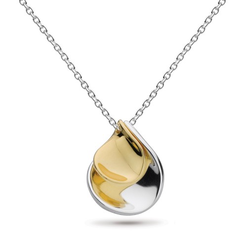 Enchanted Petal Golden Necklace