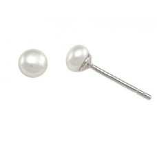 Pearl Studs 